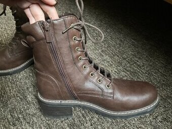 Zimní boty, vel. 39 (jednou nošené)