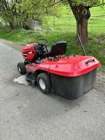 Zahradní traktor MTD 150A