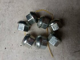 Skoda 1000, 100, 105, 120, 130 matice kol
