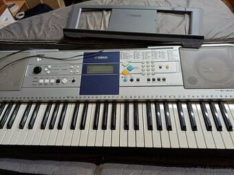 Ksy keyboard Yamaha PSR E323 - 1