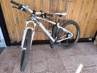 Dámské horské kolo Rockrider 560 ST