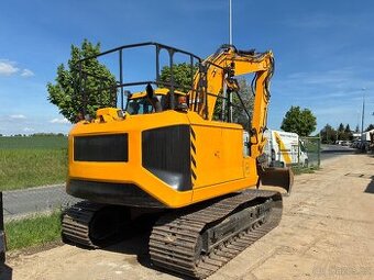 JCB 131 X