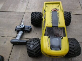 Kyosho-Mad Force 1/8-Spalovaci motor