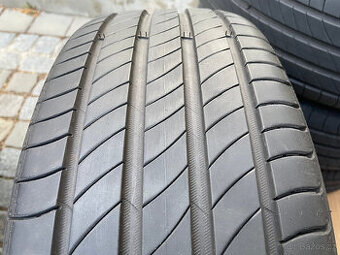 ZÁNOVNÍ LETNÍ MICHELIN PRIMACY 4 S1 215/55/17 94V DOT 2023