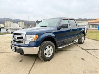 Ford F-150 XLT V8 5.0L – Americká legenda ve skvělém stavu