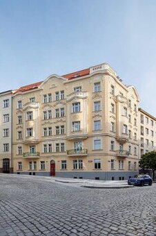 Prodej bytu 2+kk 44 m² Na spojce, Praha - Vršovice