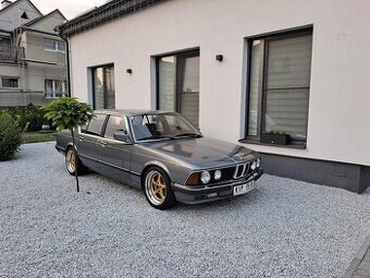 Bmw e23 728i