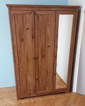 Skříň IKEA Aspelund - 1