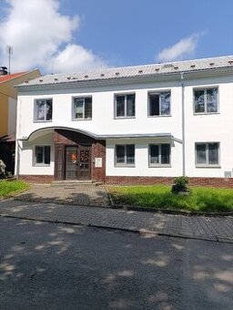 Pronájem kancelářských prostor s balkonem, 85m2, ul. Neředín - 1