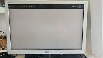Monitor LG Flatron W2220P + pivot