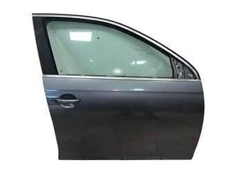 Pravé přední dveře šedá metalíza LD7X VW Golf 5 r.v. 2007