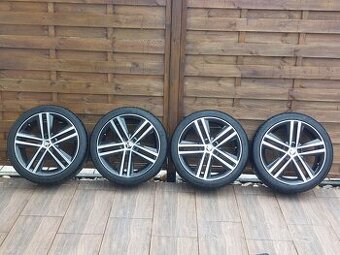17" alu kola Škoda 5x100 model RAY +pneu 215/40 R 17