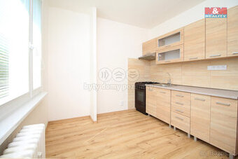 Pronájem bytu 1+1, 38 m², Hradec Králové, ul. Prostějovská