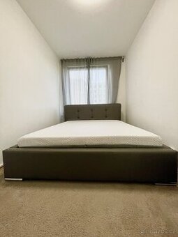 Prodám postel 160×200 – šedá eko kůže
