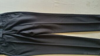 Černé kalhoty - slim fit vel.48
