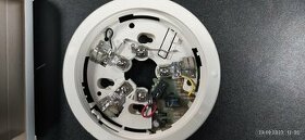 System Senzor B312NL samoresetovací patice NOVÁ