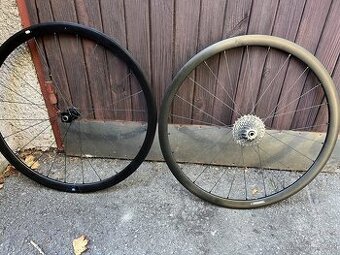 zapletené kola FULCRUM Racing 4 etrto 622x17c včetně kazety