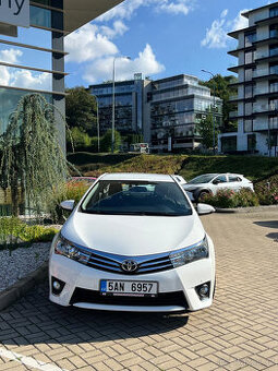 Osobní automobil Toyota Corolla