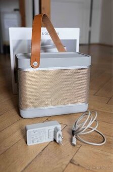 Bang & Olufsen Beolit 20 – jako nový, 7 měsíců záruka