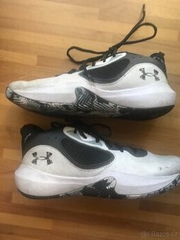 Basketbalové boty Under Armour vel.42
