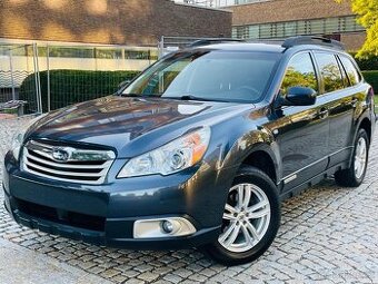 Subaru Outback 2.5i 4x4 BENZÍN AUTOMAT NAVI VÝHŘEV