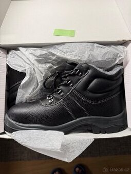 Pracovní boty zimní zateplené vel. 42