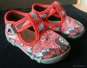 Botičky Renbut vel. 21