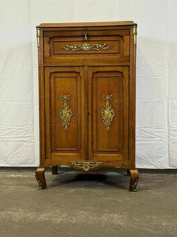 Francouzský kabinet / komoda (134012)