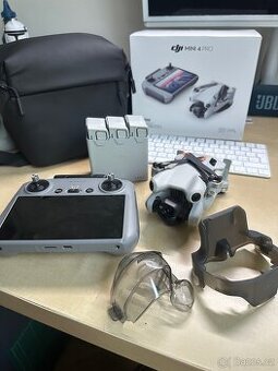 Dron DJI mini 4 pro Fly more combo