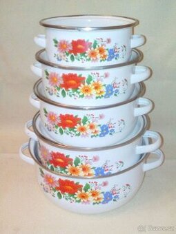 sada hrnců, smaltované, s květinovým vzorem