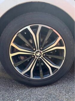 Litá kola Peugeot 215/55 r17