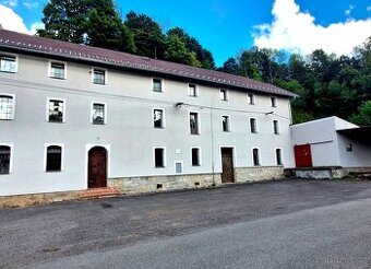 Prodáme dům ,bývalý mlýn, podl.plocha 896m2, Česká Třebováb