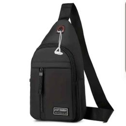 Pánská náprsní taška