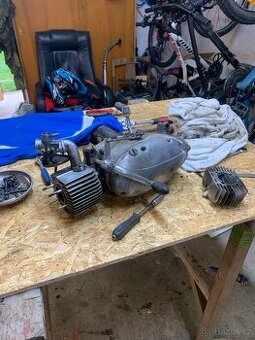 Go motorku pionýr/babetta