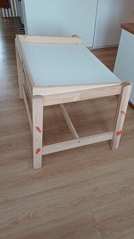 Dětský nastavitelný stůl Flisat