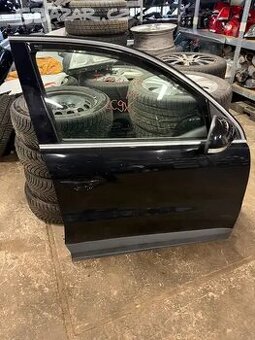Pravé přední dveře VW Tiguan I černá LC9X,
