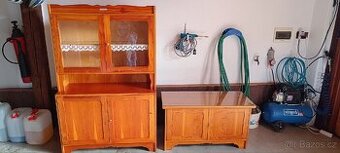 Chalupářský dřevěný nábytek