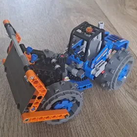 Lego technic 42071 (modrý buldozer)