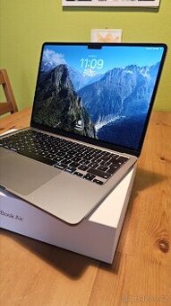 Macbook Air M3 256GB/8GB RAM 2024