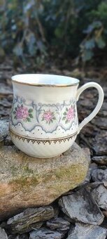 Retro porcelánový hrnek