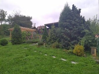 Nabízíme k prodeji pozemek / zahradu v zahrádkářské kolonii