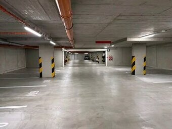 PRONÁJEM GARÁŽOVÉHO STÁNÍ