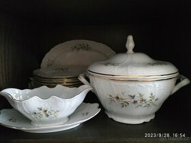 Broušené sklo, jídelní sada a další