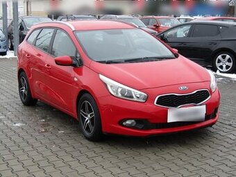 Kia Ceed 1.4 CRDi ,  66 kW nafta, 2013