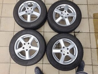 Prodám sadu zimních kol rozměr 195/65 R15 91T