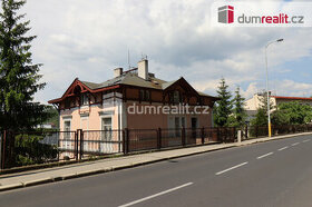 Prodej bytu 4+1 Na Vyhlídce s výhledem na Karlovy Vary - 1