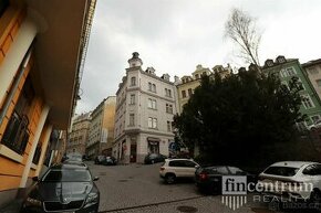 Prodej bytu 3+1 102 m2 Moravská, Karlovy Vary - 1