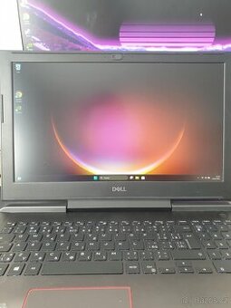Herní notebook Dell 15 7577 Gaming