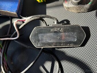 Handsfree Parrot