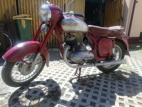 Jawa 250 Kývačka veterán 1956.
